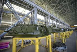 我們不一樣 中亞國家軍工果然不是中東能比的 戰車再破也能修得好